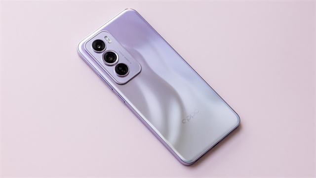 颜值更出众 拍照更给力 今年夏季换机就选OPPO Reno12 Pro